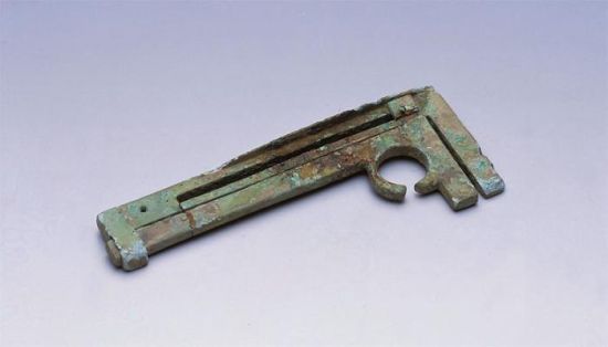 铜卡尺。图片来源：扬州博物馆网站