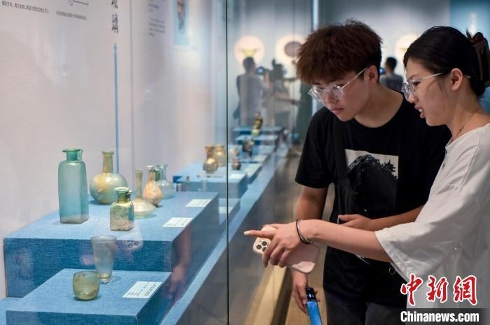 325件世界古玻璃器在琼亮相，历史跨度长达2800年，系省博首次引进国外展览 - 第2张