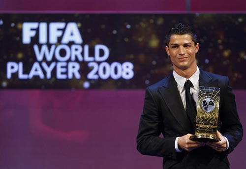 C罗加冕08年世界足球先生