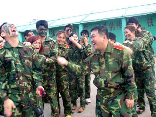 海南首个国防教育培训中心推进国防双拥建设