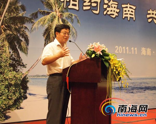 迟福林:海南经济须向消费及服务业主导转型