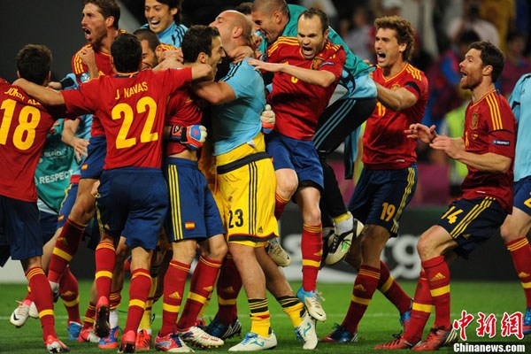 欧洲杯:西班牙点球大战淘汰葡萄牙惊险晋级决赛