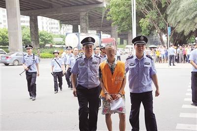 广西南宁立交桥群体性滋事事件47名嫌疑人被