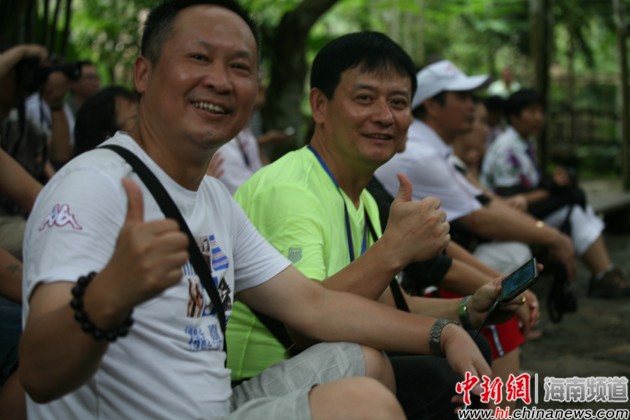 行走中国--海外华文媒体高层槟榔谷欢乐游