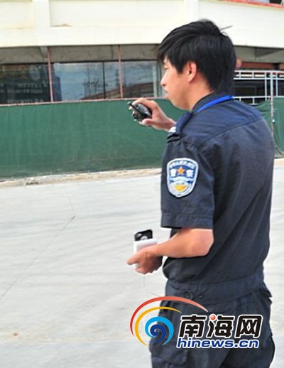 三亚建材城开业假警察助阵 涉事3人被拘留5日