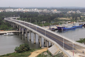海南投18.5亿架起4座大桥 铺前大桥开工在即(