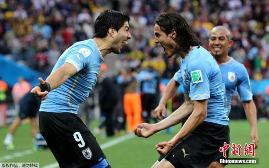 世界杯:苏神复出2球鲁尼破荒 乌拉圭2-1英格兰
