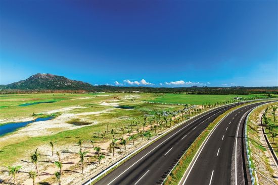 旅游公路现短板 如何串起海南最美风景线