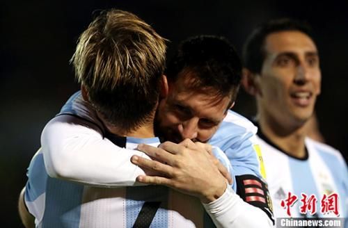 生死战开场丢球阿根廷险无缘世界杯 梅西力挽