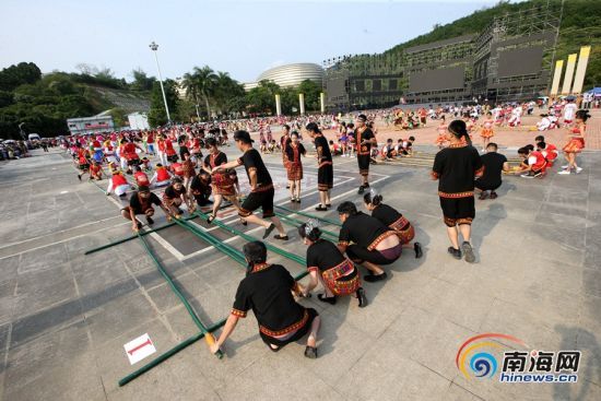 琼中县人口_琼中县全力开展人口变动情况抽样调查摸底工作 图