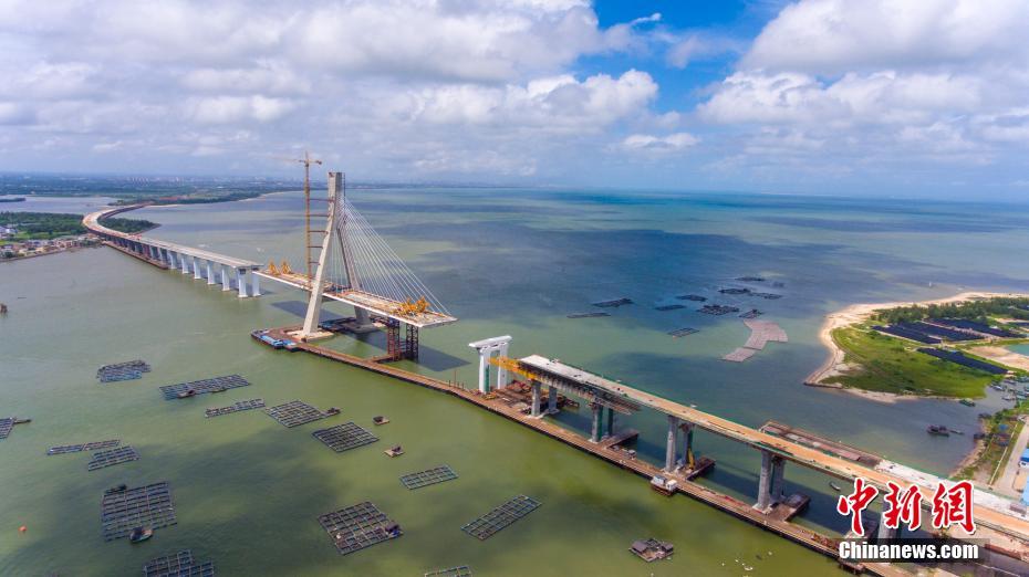 海南铺前跨海大桥:中国首座跨断裂带大桥预计