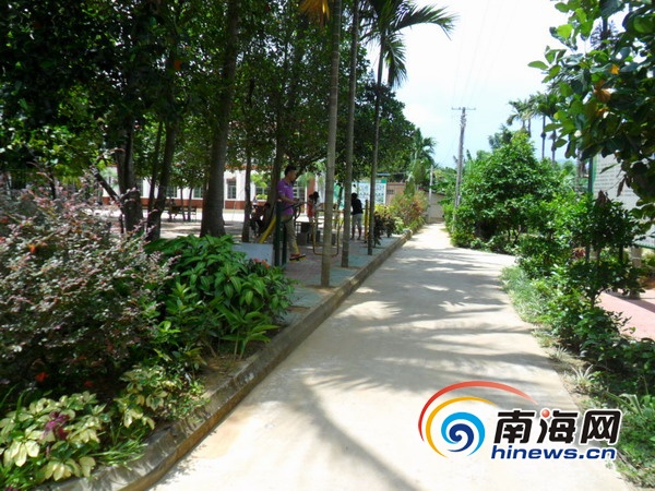 海南万宁文通村:鼓励村民开发当地旅游资源(3